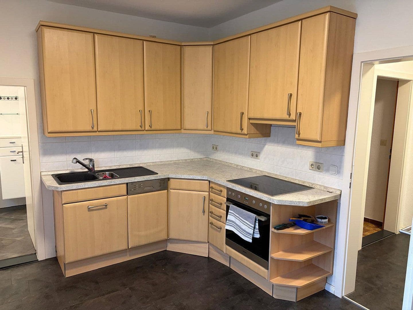 Predaj domu 190 m², pozemek 1.400 m², Langenhagen, Dolné Sasko Predaj domu 190 m², pozemek 1.400 m², Langenhagen, Dolné Sasko