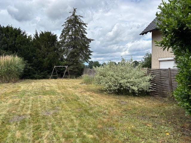 Predaj domu 190 m², pozemek 1.400 m², Langenhagen, Dolné Sasko Predaj domu 190 m², pozemek 1.400 m², Langenhagen, Dolné Sasko