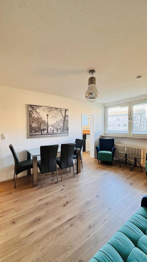 Prenájom bytu 1-izbový 29 m², Luthmerstraße 53, Frankfurt am Main, Hesensko Prenájom bytu 1-izbový 29 m², Luthmerstraße 53, Frankfurt am Main, Hesensko