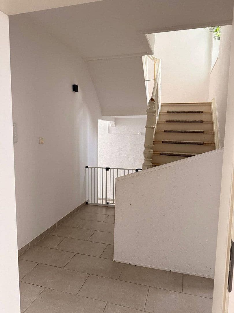 Prenájom domu 150 m², pozemek 573 m², Köppenweg 9, Einbeck, Dolné Sasko Prenájom domu 150 m², pozemek 573 m², Köppenweg 9, Einbeck, Dolné Sasko