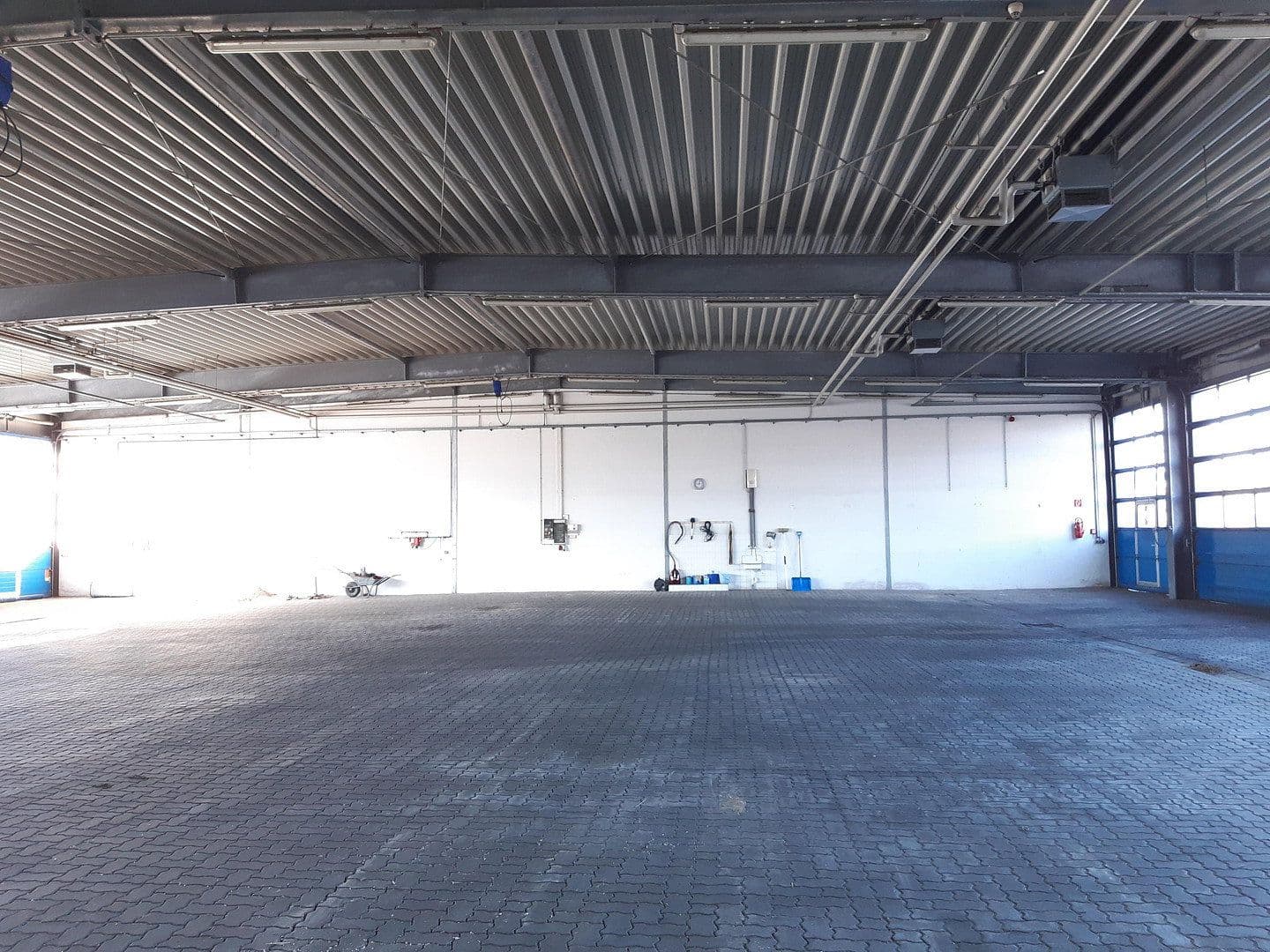 Prenájom nebytového priestoru 407 m², Kritzow, Meklenbursko-Predpomoransko Prenájom nebytového priestoru 407 m², Kritzow, Meklenbursko-Predpomoransko