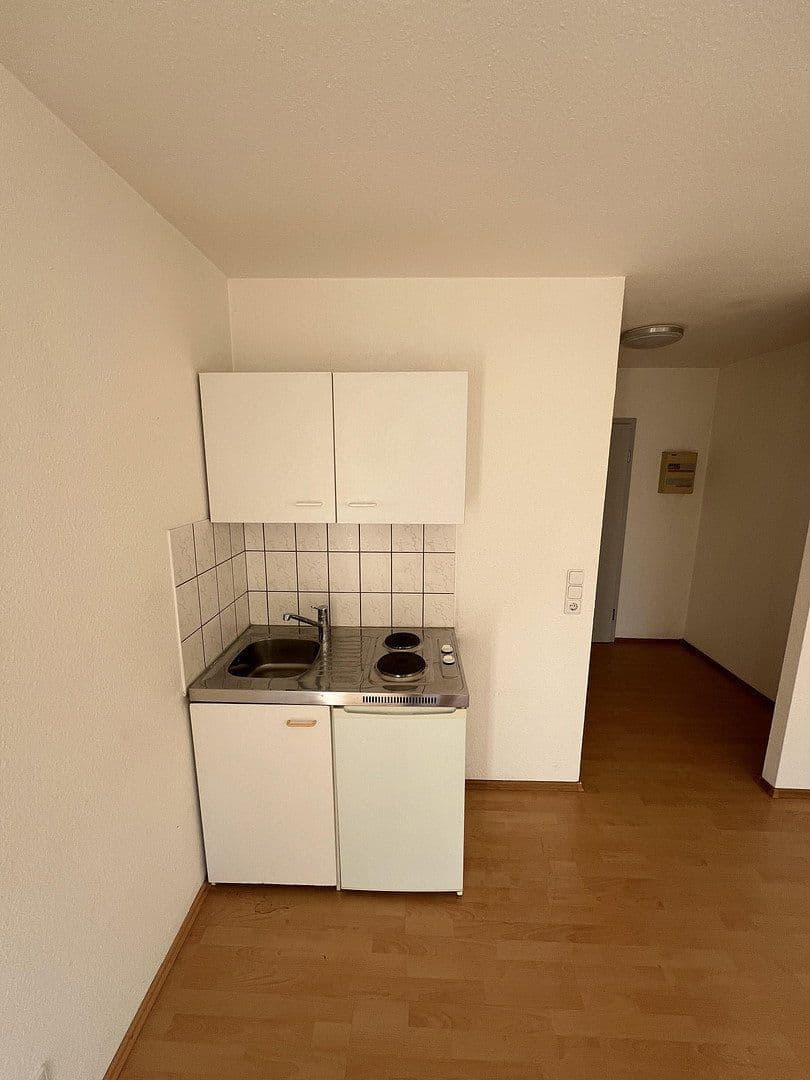 Prenájom bytu 1-izbový 20 m², Kassel, Hesensko Prenájom bytu 1-izbový 20 m², Kassel, Hesensko