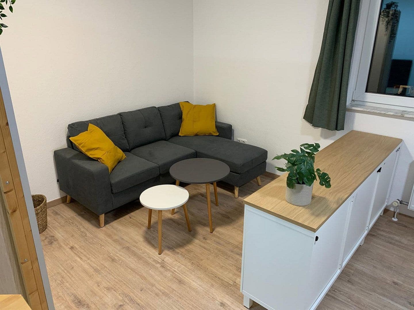 Prenájom bytu 1-izbový 31 m², Am Windknollen 2, Jena, Durínsko Prenájom bytu 1-izbový 31 m², Am Windknollen 2, Jena, Durínsko