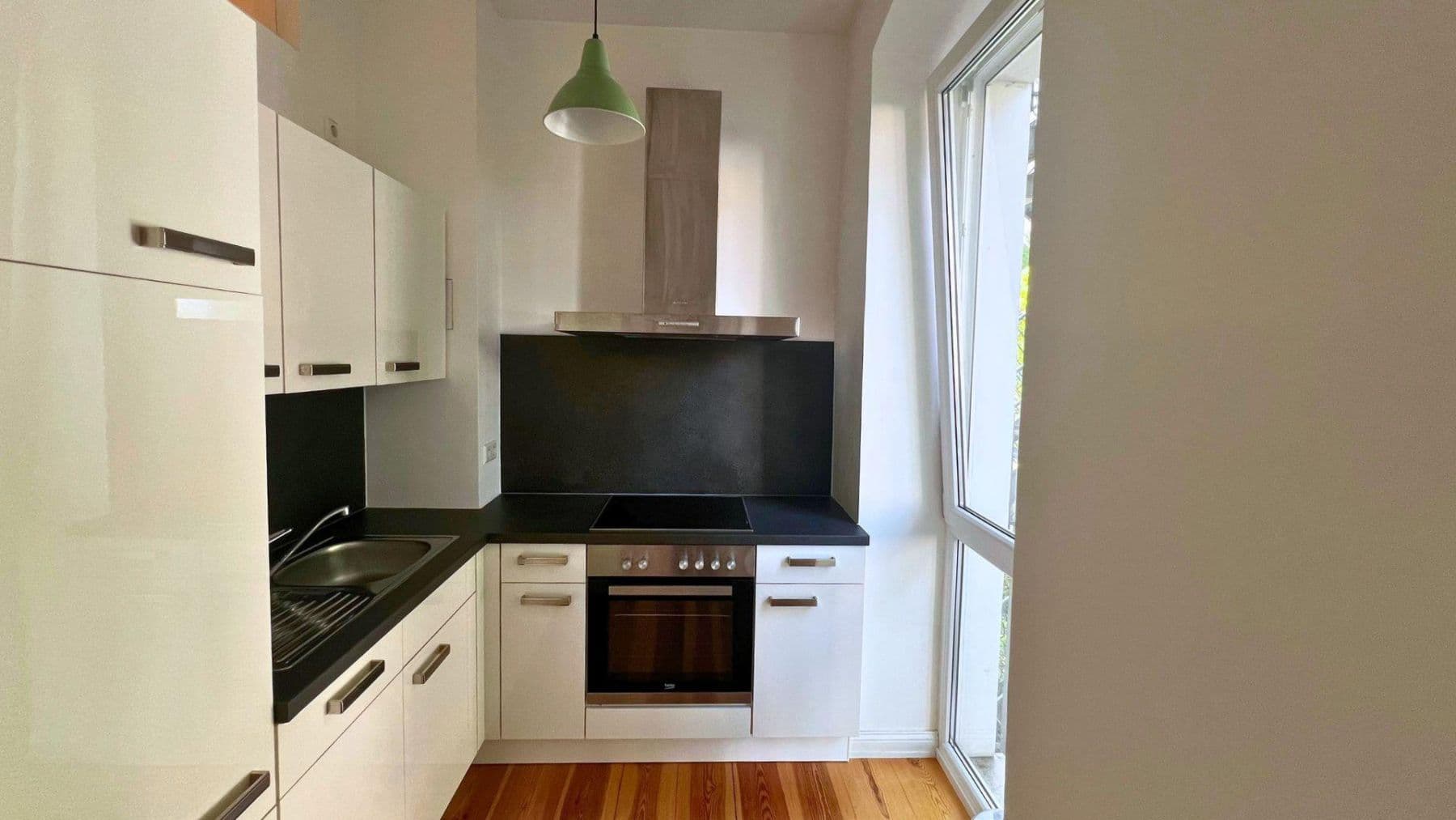 Prenájom bytu 1-izbový 46 m², Grünberger Straße 47, Berlin, Berlín Prenájom bytu 1-izbový 46 m², Grünberger Straße 47, Berlin, Berlín