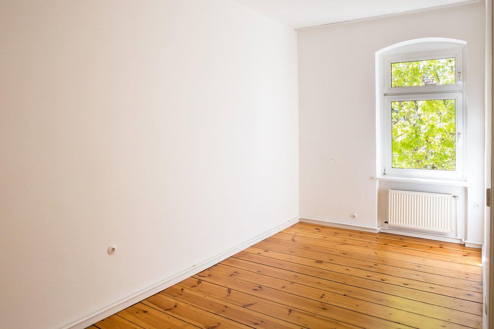 Predaj bytu 3-izbový 85 m², Brunhildstr. 7, Berlin, Berlín Predaj bytu 3-izbový 85 m², Brunhildstr. 7, Berlin, Berlín