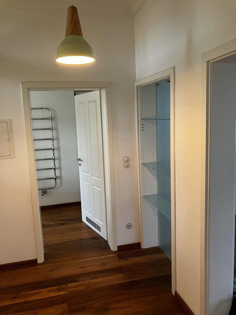 Prenájom bytu 2-izbový 90 m², Bad Homburg vor der Höhe, Hesensko Prenájom bytu 2-izbový 90 m², Bad Homburg vor der Höhe, Hesensko