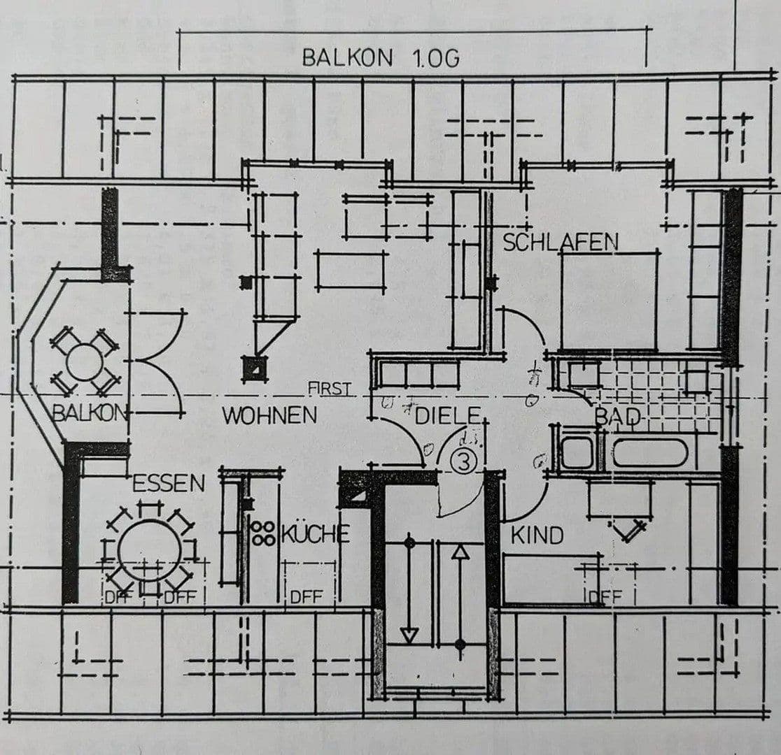 Prenájom bytu 3-izbový 100 m², Karlsruhe, Bádensko-Wurttembersko Prenájom bytu 3-izbový 100 m², Karlsruhe, Bádensko-Wurttembersko