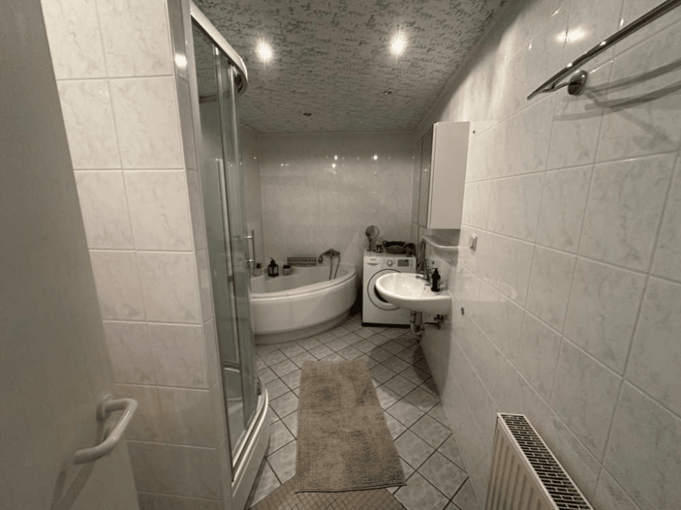 Prenájom bytu 3-izbový 114 m², Hagenburg, Dolné Sasko Prenájom bytu 3-izbový 114 m², Hagenburg, Dolné Sasko