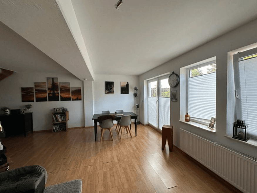 Prenájom bytu 3-izbový 114 m², Hagenburg, Dolné Sasko Prenájom bytu 3-izbový 114 m², Hagenburg, Dolné Sasko