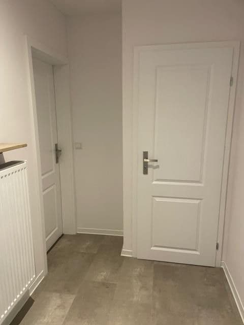 Prenájom bytu 4-izbový 170 m², Fichtenstraße 40, Niedernhausen, Hesensko Prenájom bytu 4-izbový 170 m², Fichtenstraße 40, Niedernhausen, Hesensko