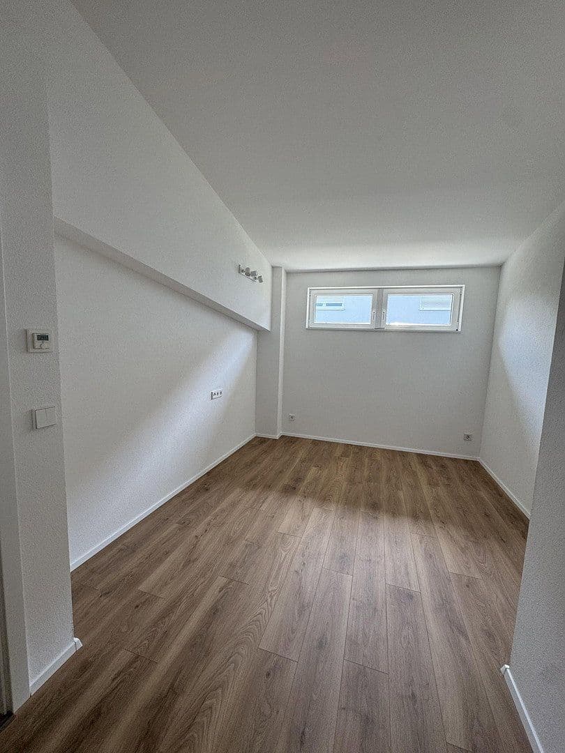 Prenájom bytu 2-izbový 70 m², Im Hummelacker 12a, Pforzheim, Bádensko-Wurttembersko Prenájom bytu 2-izbový 70 m², Im Hummelacker 12a, Pforzheim, Bádensko-Wurttembersko