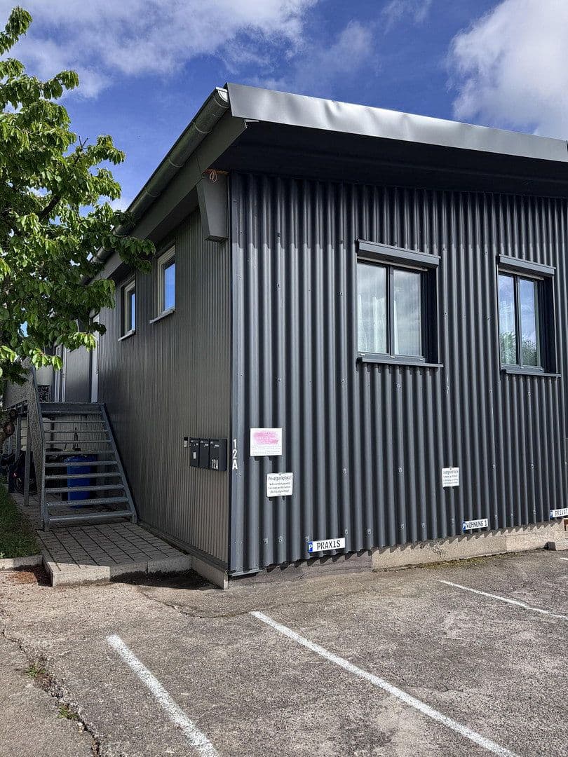 Prenájom bytu 2-izbový 70 m², Im Hummelacker 12a, Pforzheim, Bádensko-Wurttembersko Prenájom bytu 2-izbový 70 m², Im Hummelacker 12a, Pforzheim, Bádensko-Wurttembersko
