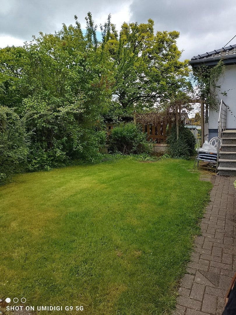 Predaj domu 124 m², pozemek 667 m², Neunkirchen-Seelscheid, Severné Porýnie - Westfálsko Predaj domu 124 m², pozemek 667 m², Neunkirchen-Seelscheid, Severné Porýnie - Westfálsko
