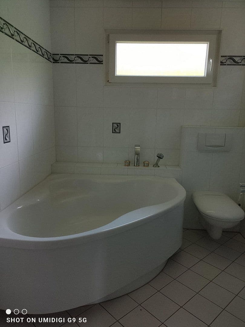 Predaj domu 124 m², pozemek 667 m², Neunkirchen-Seelscheid, Severné Porýnie - Westfálsko Predaj domu 124 m², pozemek 667 m², Neunkirchen-Seelscheid, Severné Porýnie - Westfálsko