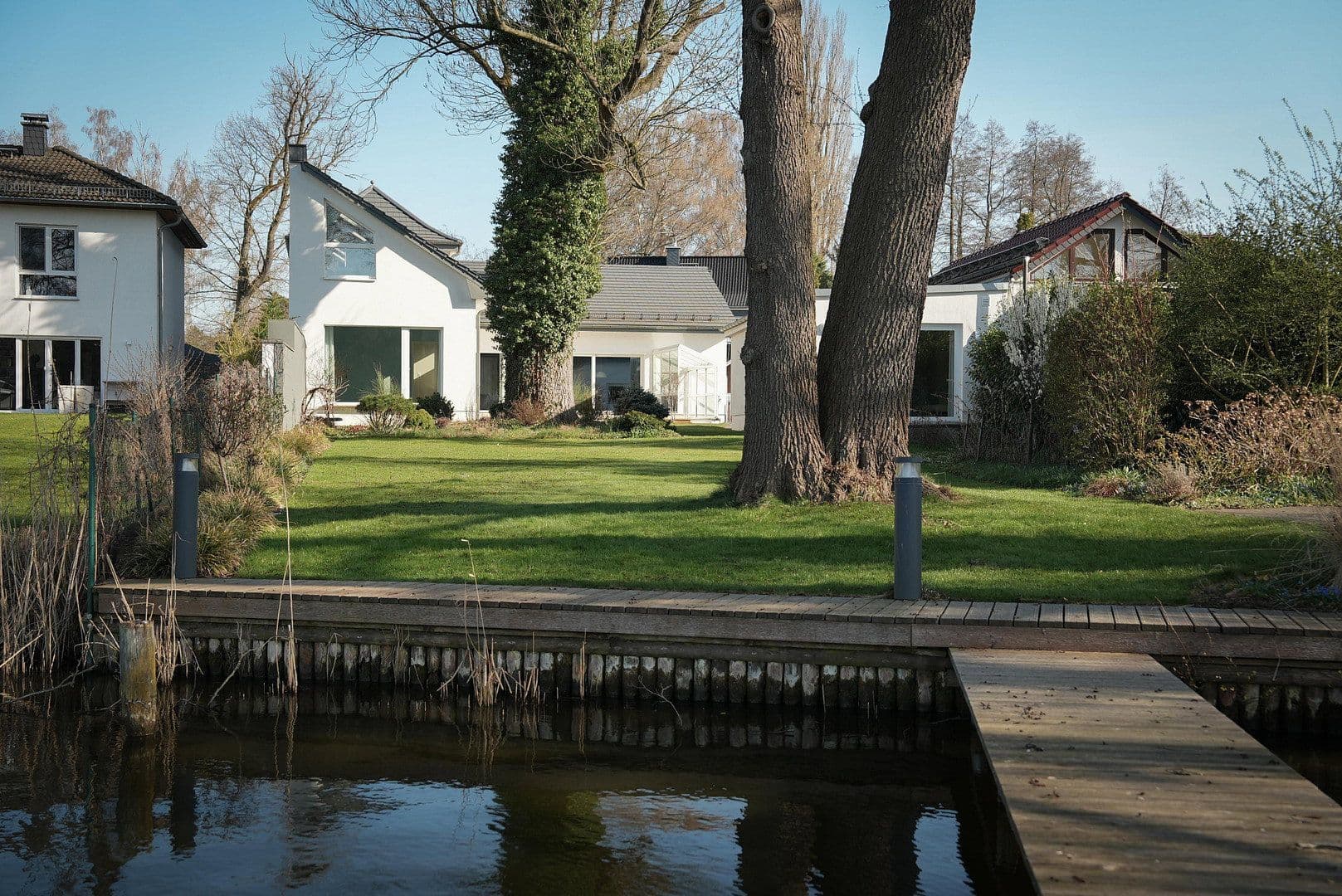 Predaj domu 290 m², pozemek 1.016 m², Königs Wusterhausen, Brandenbursko Predaj domu 290 m², pozemek 1.016 m², Königs Wusterhausen, Brandenbursko
