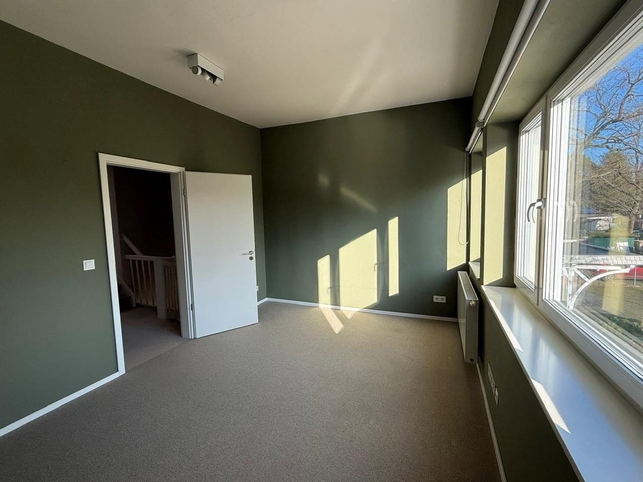 Predaj domu 290 m², pozemek 1.016 m², Königs Wusterhausen, Brandenbursko Predaj domu 290 m², pozemek 1.016 m², Königs Wusterhausen, Brandenbursko
