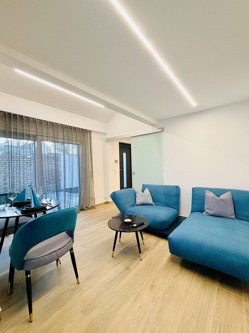 Prenájom bytu 2-izbový 33 m², Karlsruhe, Bádensko-Wurttembersko Prenájom bytu 2-izbový 33 m², Karlsruhe, Bádensko-Wurttembersko