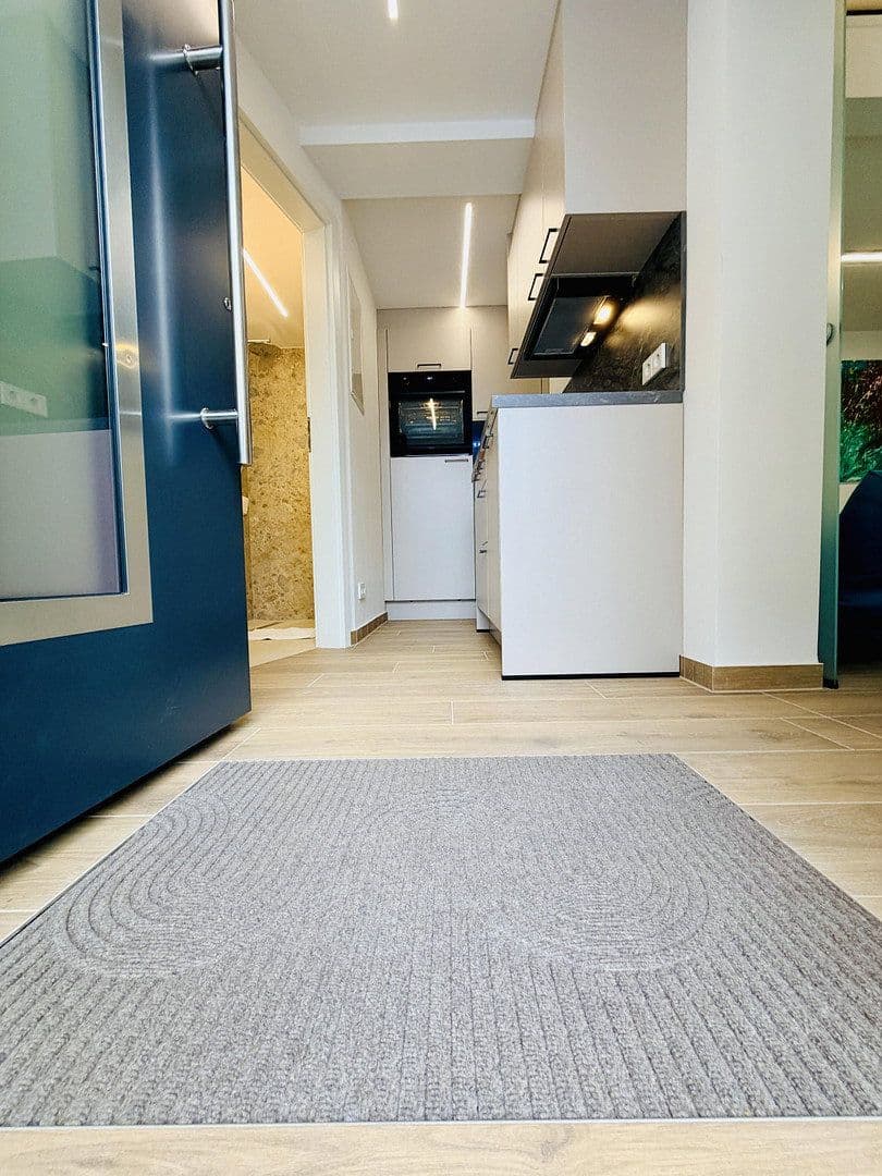 Prenájom bytu 2-izbový 33 m², Karlsruhe, Bádensko-Wurttembersko Prenájom bytu 2-izbový 33 m², Karlsruhe, Bádensko-Wurttembersko