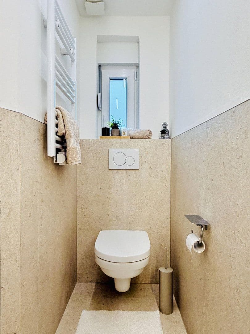 Prenájom bytu 2-izbový 33 m², Karlsruhe, Bádensko-Wurttembersko Prenájom bytu 2-izbový 33 m², Karlsruhe, Bádensko-Wurttembersko