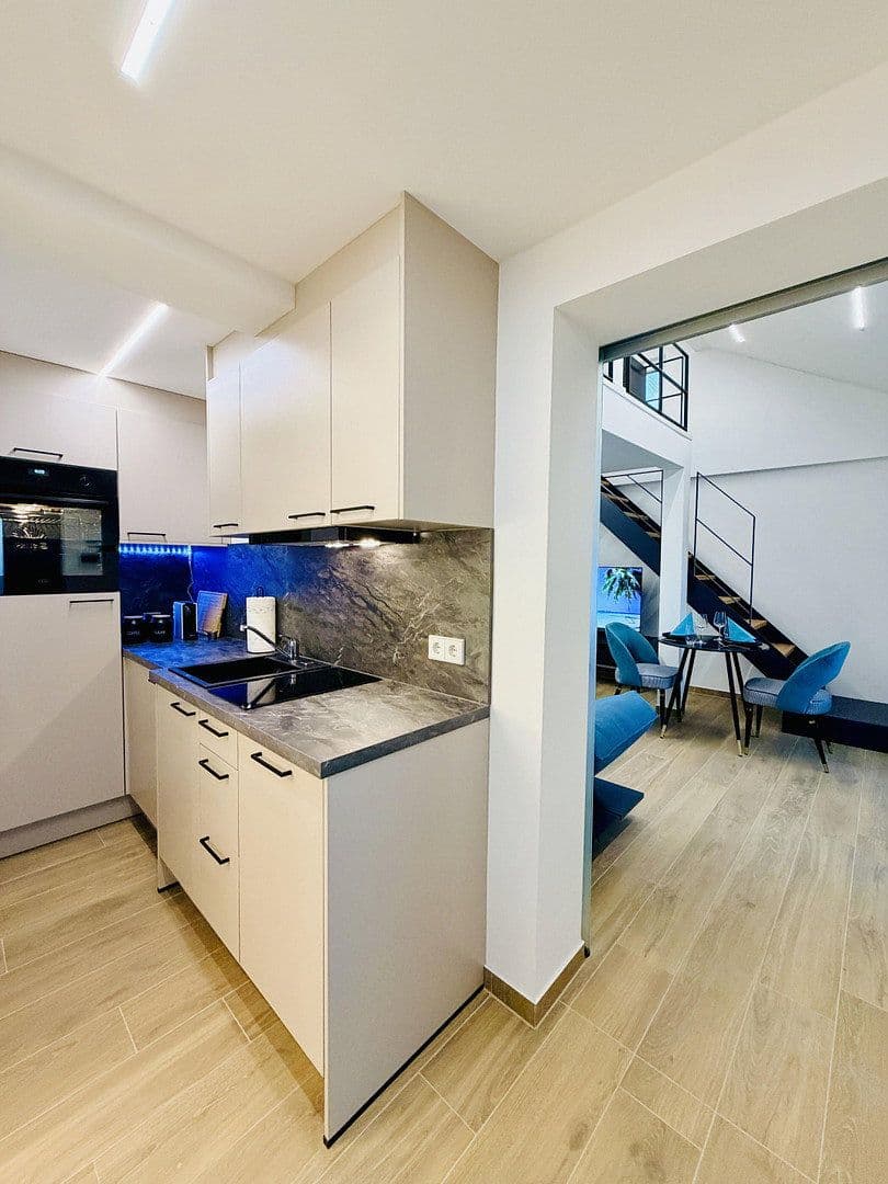Prenájom bytu 2-izbový 33 m², Karlsruhe, Bádensko-Wurttembersko Prenájom bytu 2-izbový 33 m², Karlsruhe, Bádensko-Wurttembersko