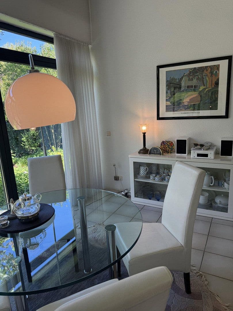 Predaj domu 153 m², pozemek 400 m², Stuhr, Dolné Sasko Predaj domu 153 m², pozemek 400 m², Stuhr, Dolné Sasko