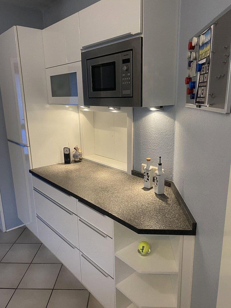 Predaj domu 153 m², pozemek 400 m², Stuhr, Dolné Sasko Predaj domu 153 m², pozemek 400 m², Stuhr, Dolné Sasko