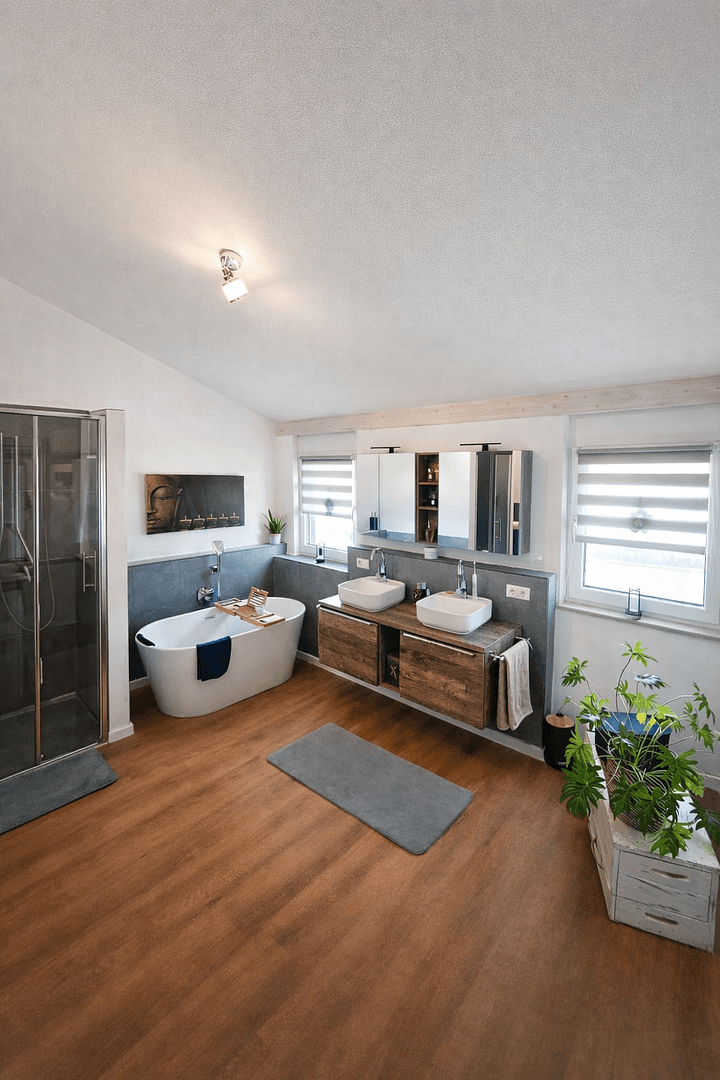 Predaj domu 171 m², pozemek 204 m², Boos, Bavorsko Predaj domu 171 m², pozemek 204 m², Boos, Bavorsko
