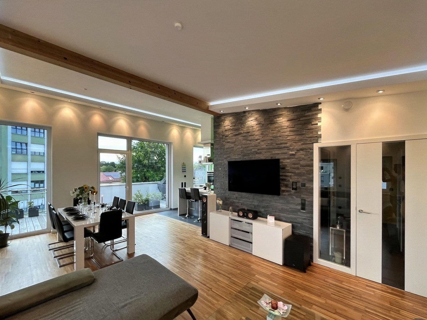 Predaj bytu 4-izbový 128 m², Göttingen, Dolné Sasko Predaj bytu 4-izbový 128 m², Göttingen, Dolné Sasko