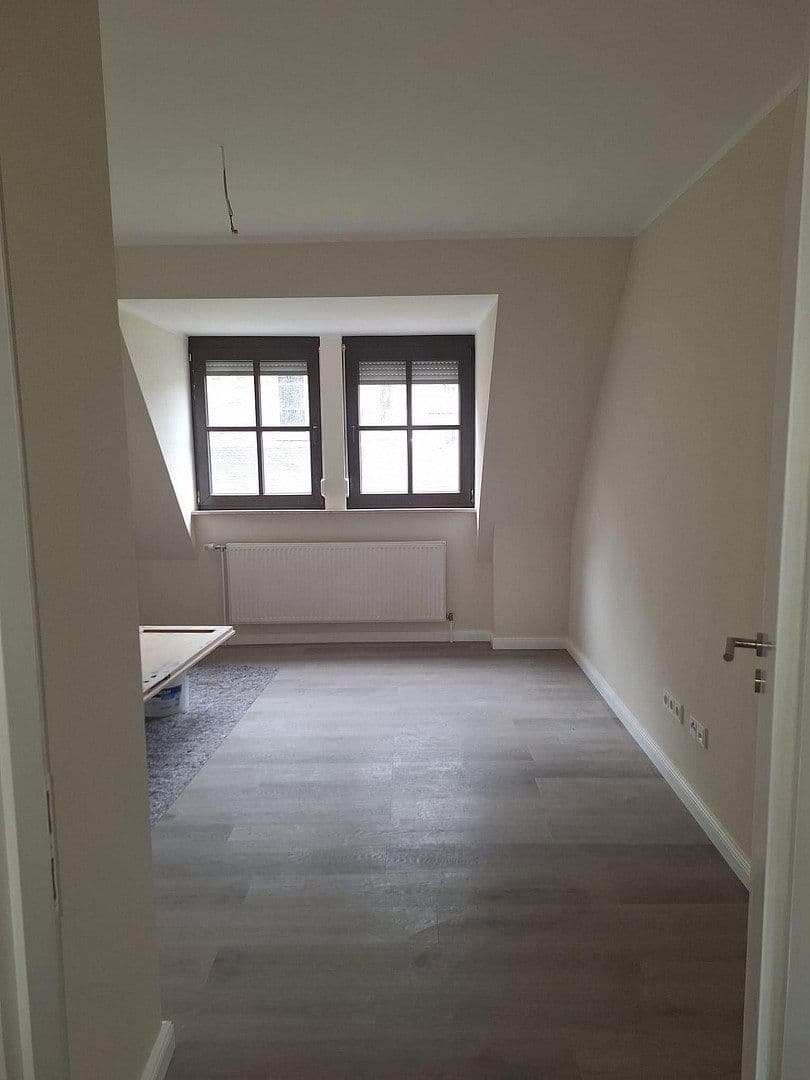 Prenájom bytu 3-izbový 76 m², Schmidtstraße 12, Rüdesheim am Rhein, Hesensko Prenájom bytu 3-izbový 76 m², Schmidtstraße 12, Rüdesheim am Rhein, Hesensko