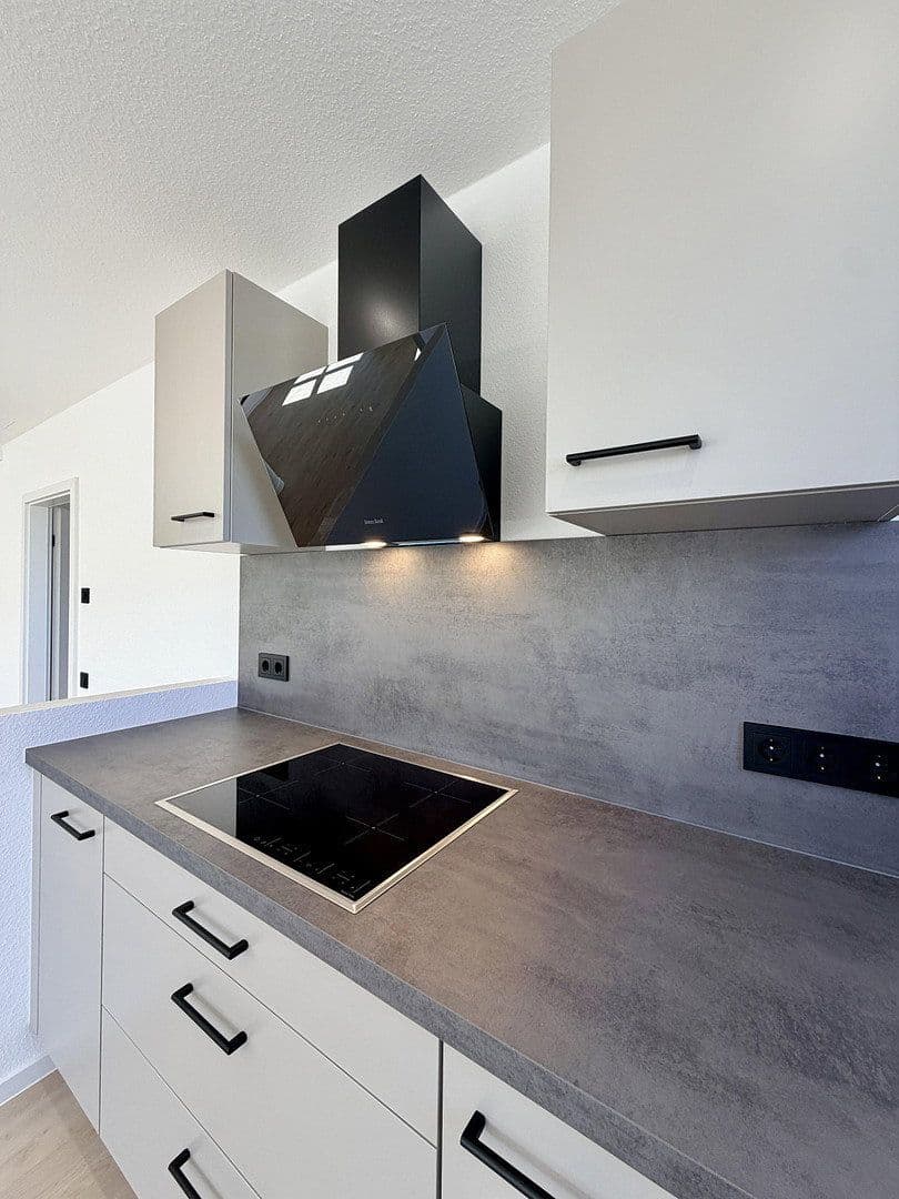 Prenájom bytu 4-izbový 134 m², Draisstr. 1, Karlsbad, Bádensko-Wurttembersko Prenájom bytu 4-izbový 134 m², Draisstr. 1, Karlsbad, Bádensko-Wurttembersko