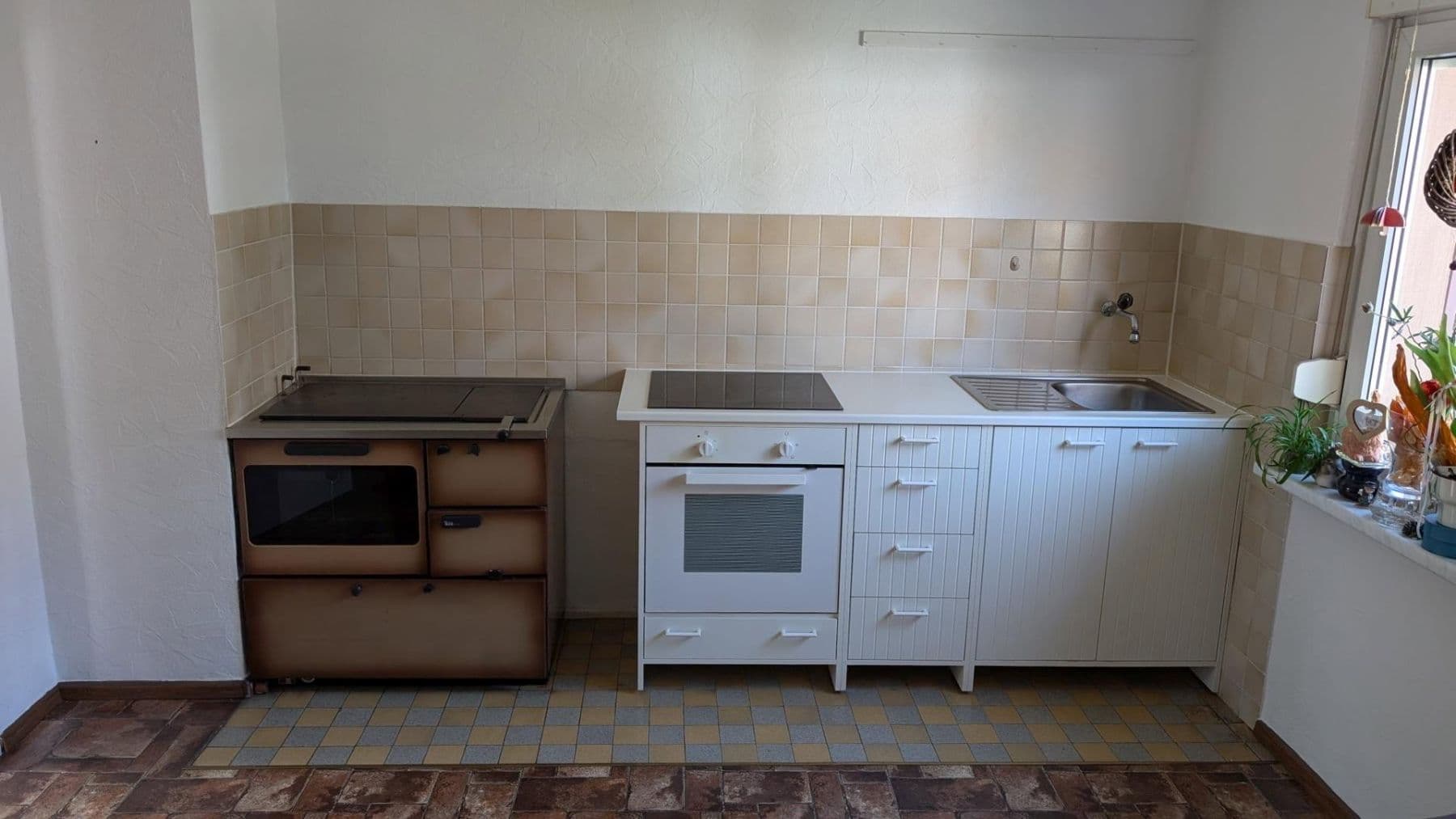 Predaj domu 95 m², pozemek 305 m², Teningen, Bádensko-Wurttembersko Predaj domu 95 m², pozemek 305 m², Teningen, Bádensko-Wurttembersko