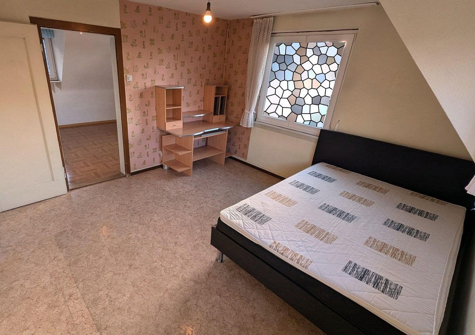Predaj domu 95 m², pozemek 305 m², Teningen, Bádensko-Wurttembersko Predaj domu 95 m², pozemek 305 m², Teningen, Bádensko-Wurttembersko