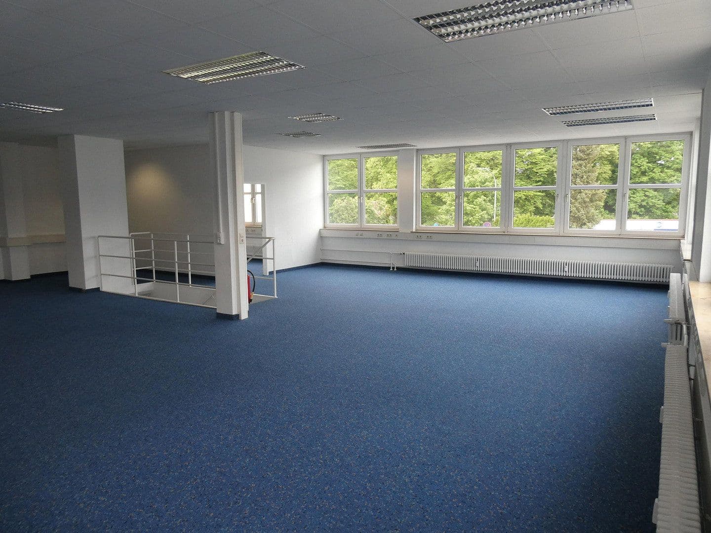 Predaj kancelárie 866 m², Ulm, Bádensko-Wurttembersko Predaj kancelárie 866 m², Ulm, Bádensko-Wurttembersko