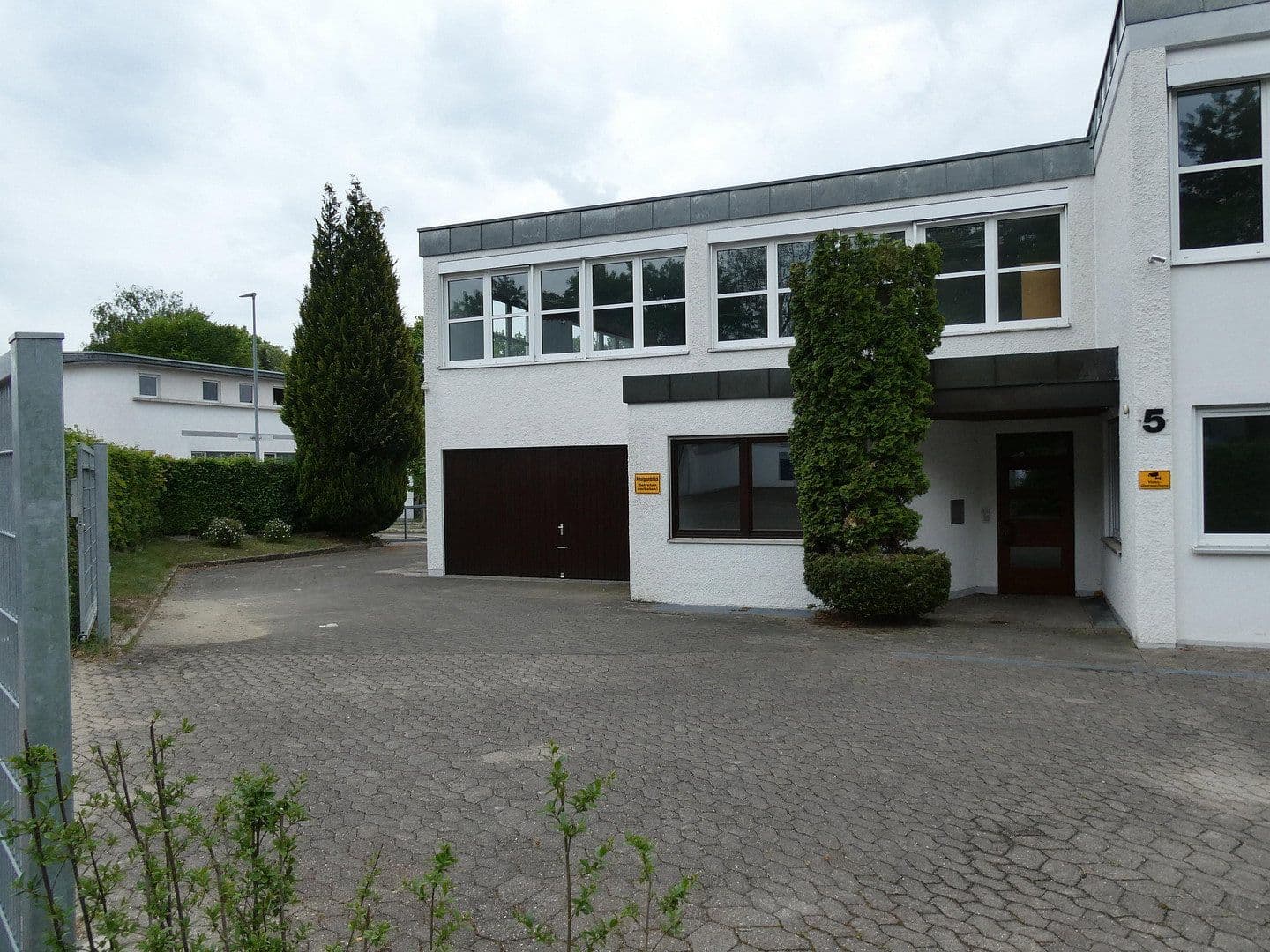 Predaj kancelárie 866 m², Ulm, Bádensko-Wurttembersko Predaj kancelárie 866 m², Ulm, Bádensko-Wurttembersko