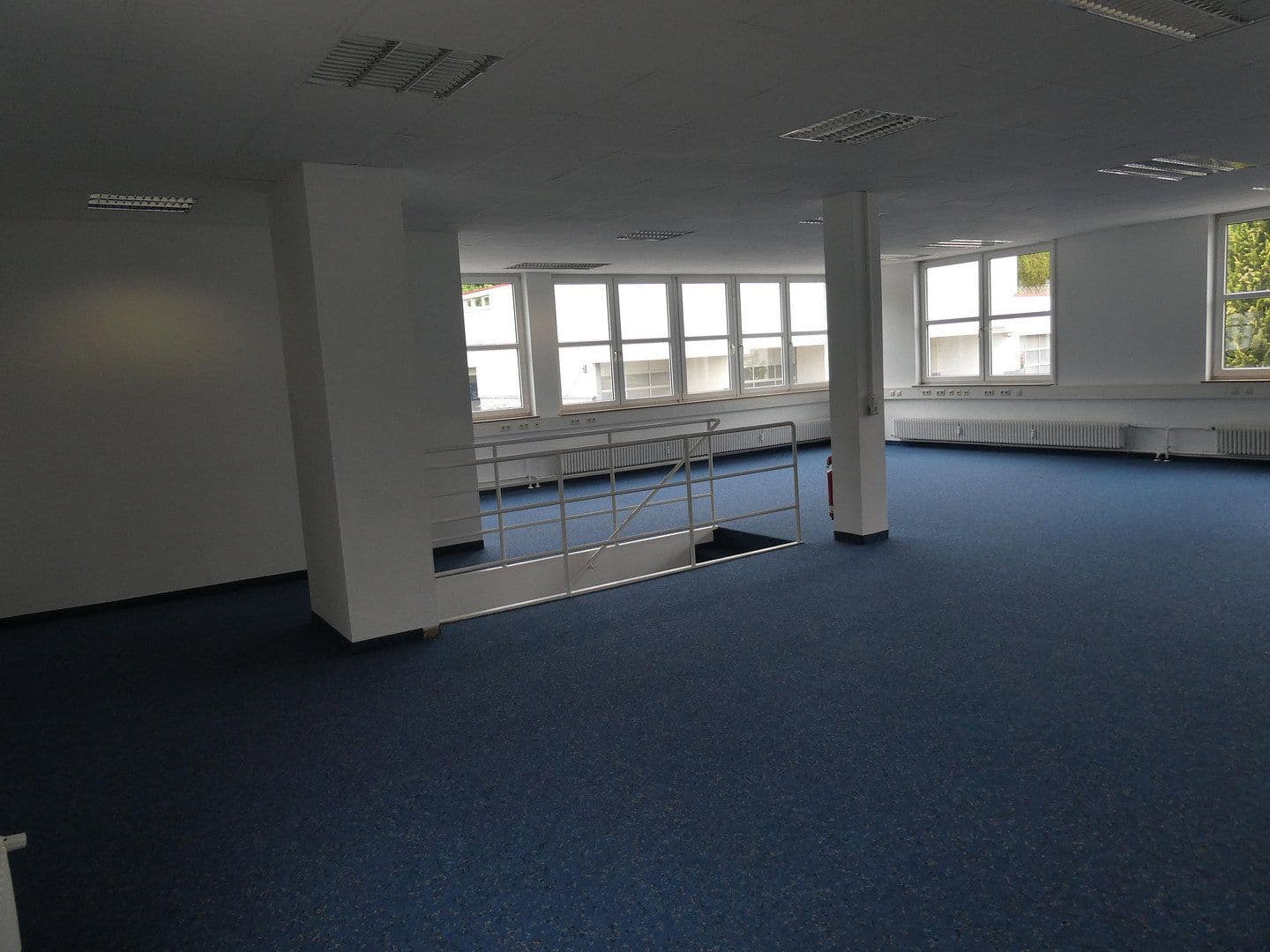 Predaj kancelárie 866 m², Ulm, Bádensko-Wurttembersko Predaj kancelárie 866 m², Ulm, Bádensko-Wurttembersko