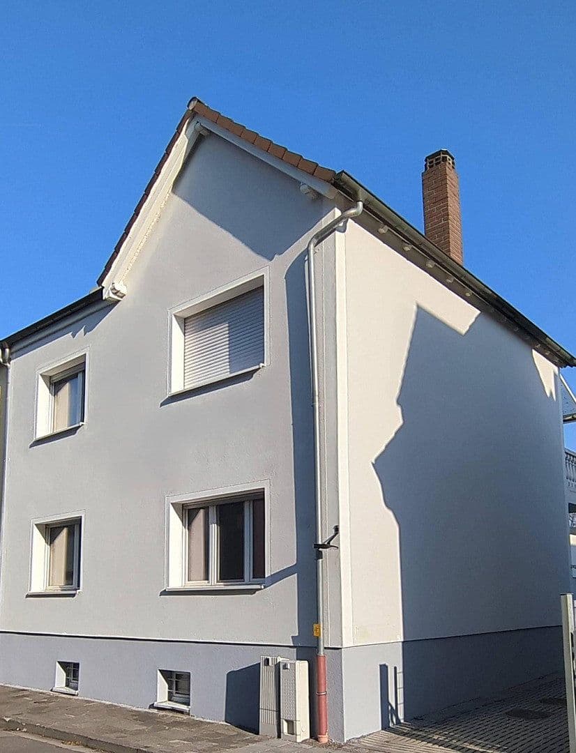 Predaj domu 120 m², pozemek 200 m², Hanau, Hesensko Predaj domu 120 m², pozemek 200 m², Hanau, Hesensko