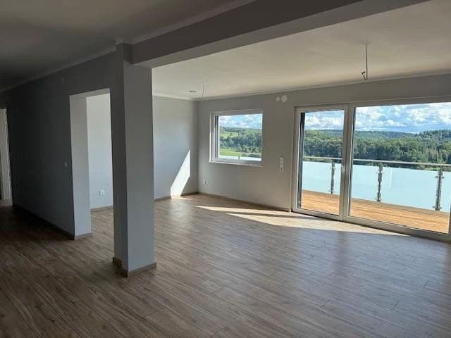 Predaj domu 103 m², pozemek 750 m², Roigheim, Bádensko-Wurttembersko Predaj domu 103 m², pozemek 750 m², Roigheim, Bádensko-Wurttembersko