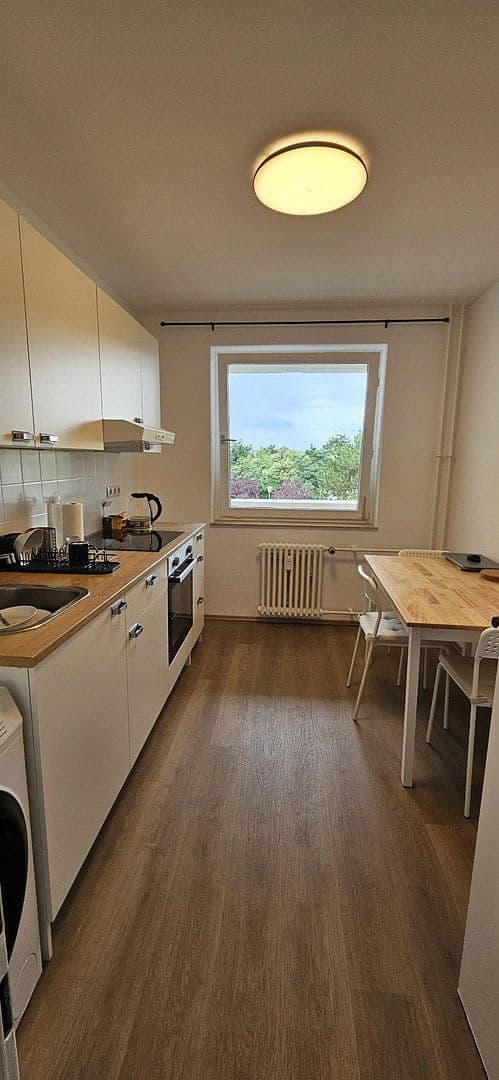 Prenájom bytu 30 m², Adolf-Diesterweg-Straße 107, Ludwigshafen am Rhein, Porýnie-Falcko Prenájom bytu 30 m², Adolf-Diesterweg-Straße 107, Ludwigshafen am Rhein, Porýnie-Falcko