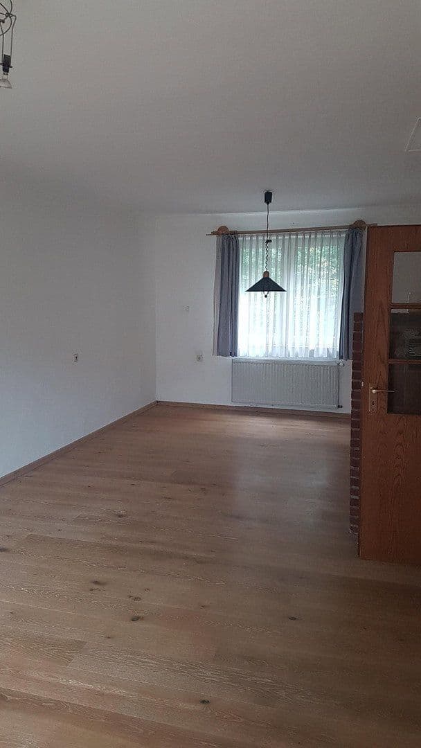 Predaj domu 148 m², pozemek 248 m², Heilbronn, Bádensko-Wurttembersko Predaj domu 148 m², pozemek 248 m², Heilbronn, Bádensko-Wurttembersko