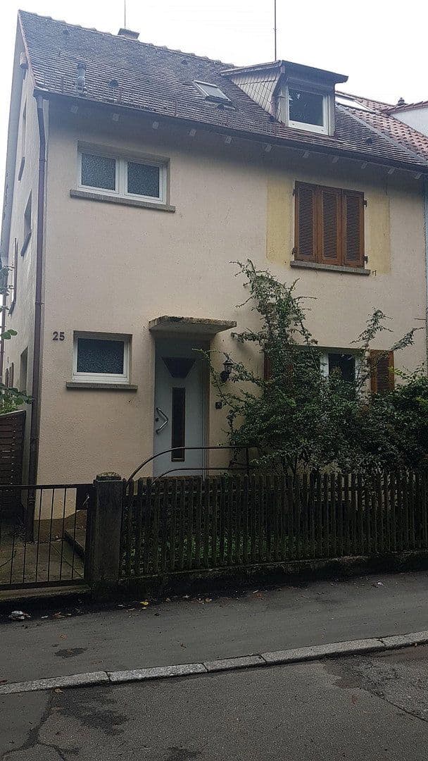 Predaj domu 148 m², pozemek 248 m², Heilbronn, Bádensko-Wurttembersko Predaj domu 148 m², pozemek 248 m², Heilbronn, Bádensko-Wurttembersko