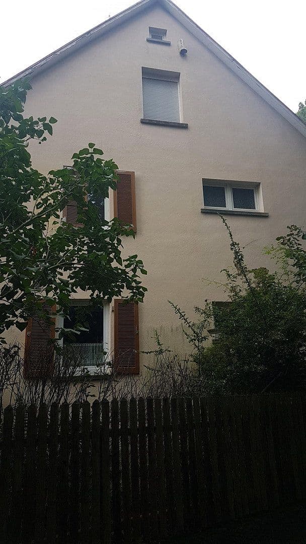 Predaj domu 148 m², pozemek 248 m², Heilbronn, Bádensko-Wurttembersko Predaj domu 148 m², pozemek 248 m², Heilbronn, Bádensko-Wurttembersko