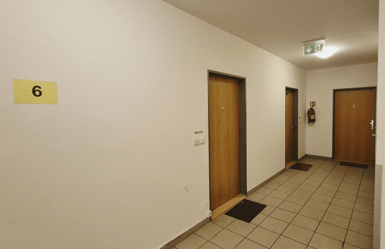 Prenájom bytu 1-izbový 34 m², Sluneční náměstí, Praha, Praha Prenájom bytu 1-izbový 34 m², Sluneční náměstí, Praha, Praha