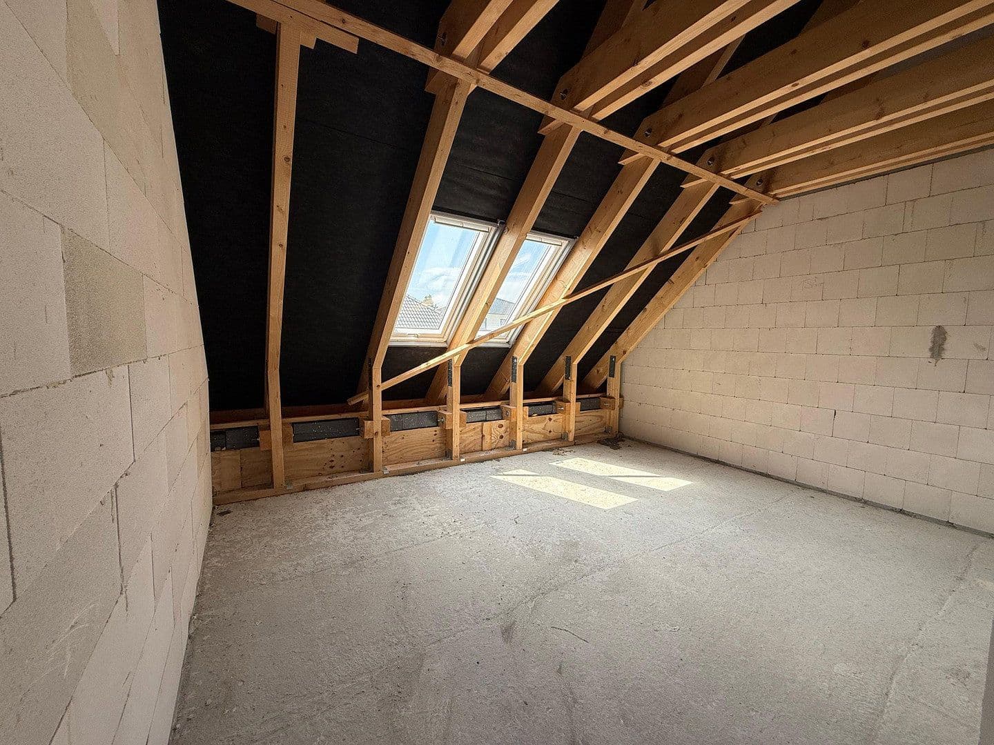 Predaj domu 281 m², pozemek 539 m², Ascheberg, Šlezvicko-Holštajnsko Predaj domu 281 m², pozemek 539 m², Ascheberg, Šlezvicko-Holštajnsko