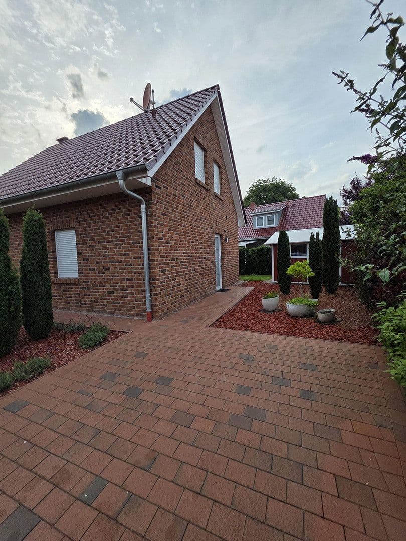Predaj domu 72 m², pozemek 322 m², Garrel, Dolné Sasko Predaj domu 72 m², pozemek 322 m², Garrel, Dolné Sasko