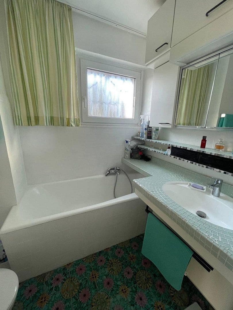 Predaj domu 180 m², pozemek 325 m², Niederkassel, Severné Porýnie - Westfálsko Predaj domu 180 m², pozemek 325 m², Niederkassel, Severné Porýnie - Westfálsko