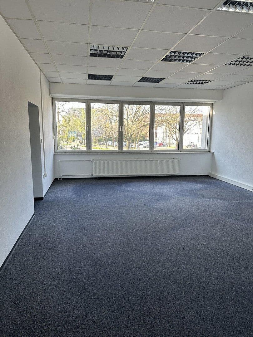 Prenájom kancelárie 150 m², Berlin, Berlín Prenájom kancelárie 150 m², Berlin, Berlín