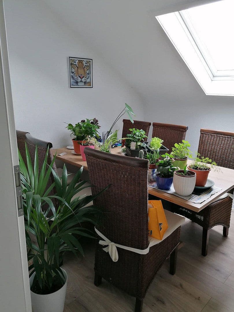 Prenájom bytu 3-izbový 70 m², Paul-Gerhardt-Straße 7, Schwaigern, Bádensko-Wurttembersko Prenájom bytu 3-izbový 70 m², Paul-Gerhardt-Straße 7, Schwaigern, Bádensko-Wurttembersko