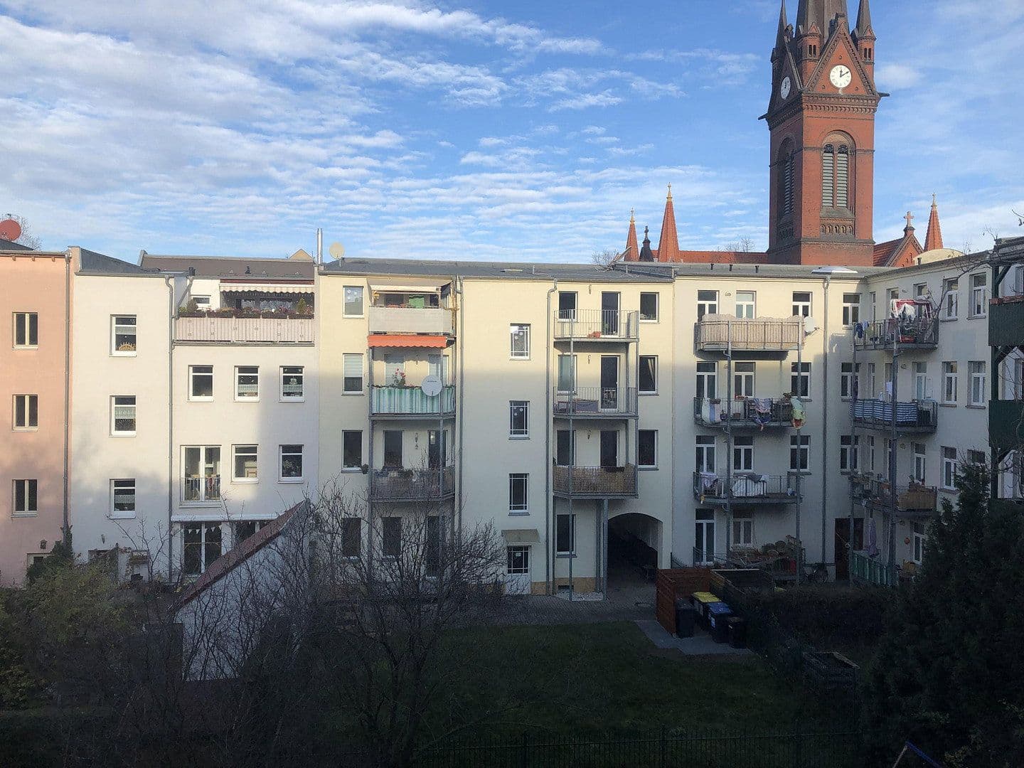 Prenájom domu 120 m², pozemek 600 m², Mariannenstrasse 45, Leipzig, Sasko Prenájom domu 120 m², pozemek 600 m², Mariannenstrasse 45, Leipzig, Sasko