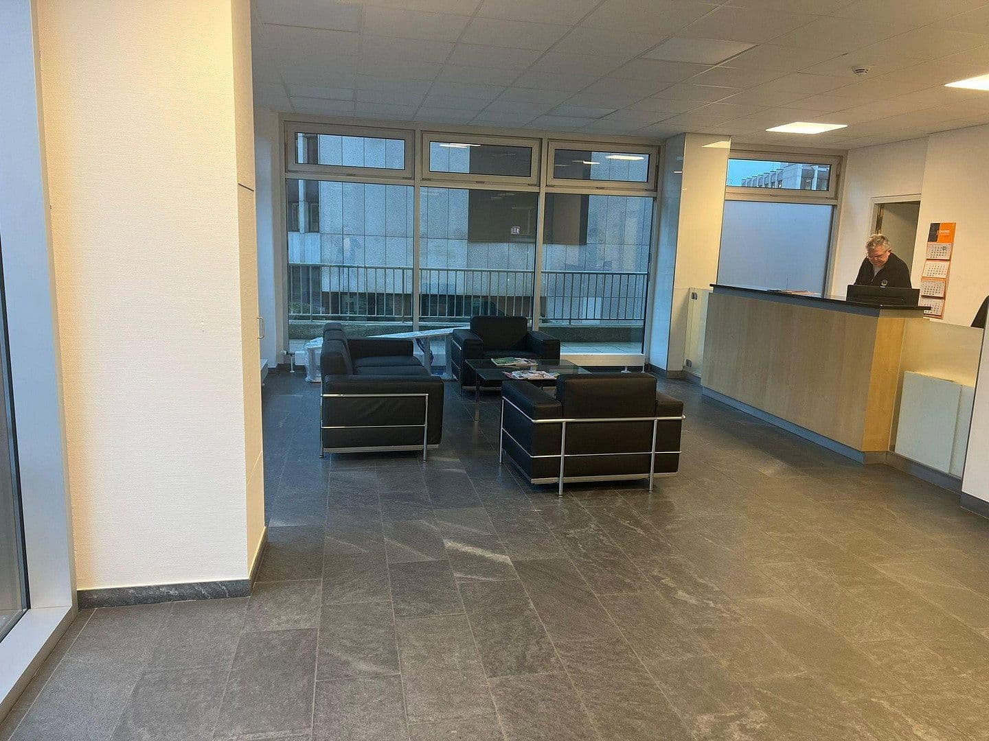 Prenájom kancelárie 100 m², Huyssenallee 82, Essen, Severné Porýnie - Westfálsko Prenájom kancelárie 100 m², Huyssenallee 82, Essen, Severné Porýnie - Westfálsko