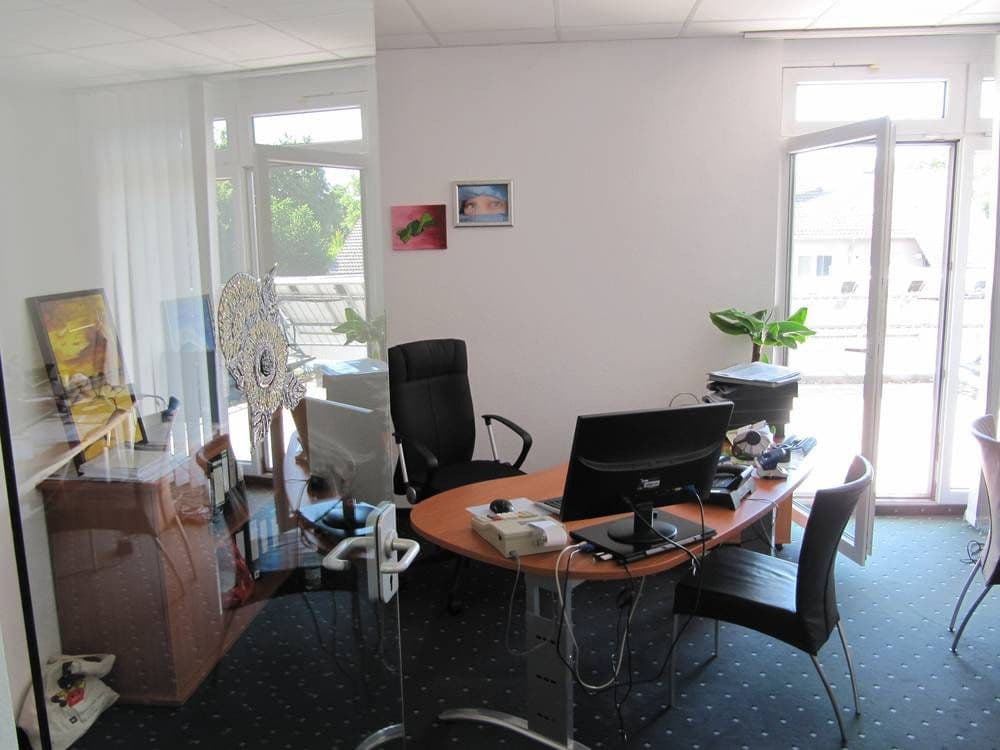 Prenájom kancelárie 180 m², Herrenberg, Bádensko-Wurttembersko Prenájom kancelárie 180 m², Herrenberg, Bádensko-Wurttembersko